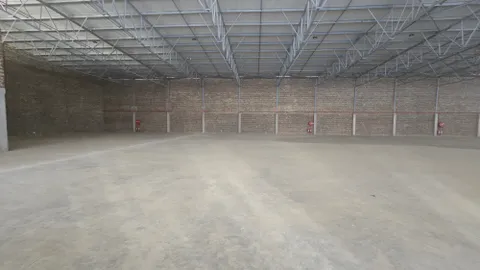 Malibongwe Industrial Park has a 2079m² Industrial Unit Available To Let (2)